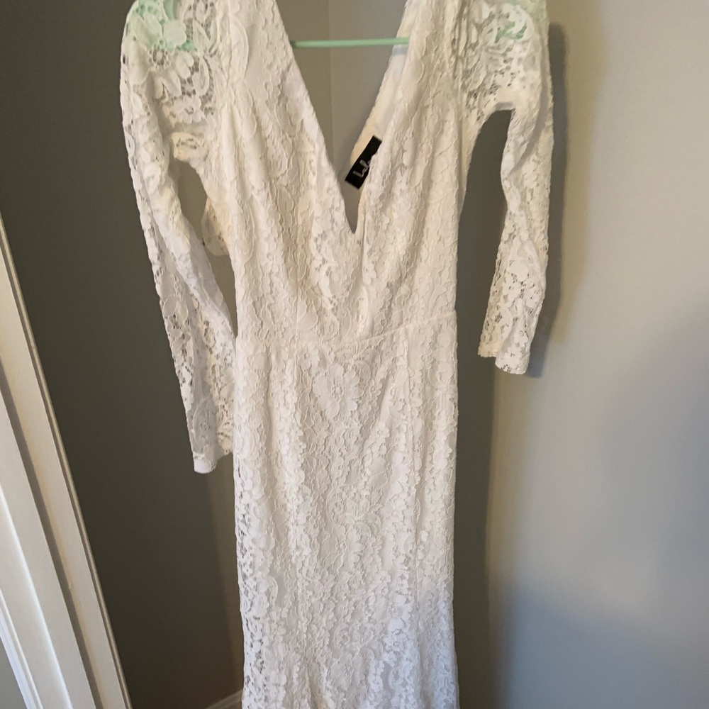 Lulus white laced dress